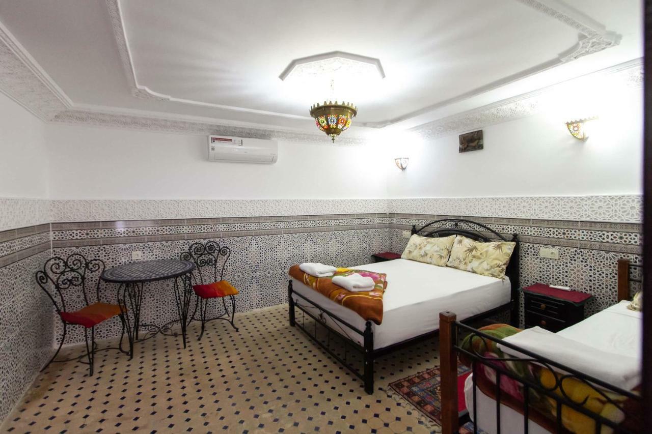 Hostel Amir Fès Extérieur photo