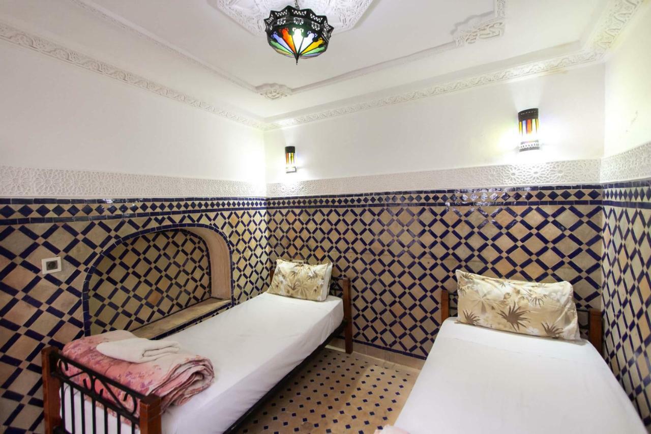 Hostel Amir Fès Extérieur photo