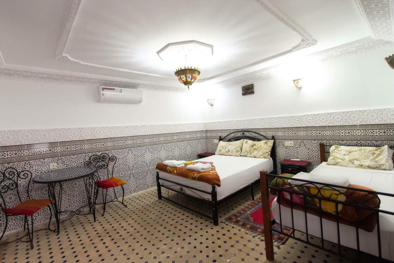 Hostel Amir Fès Extérieur photo